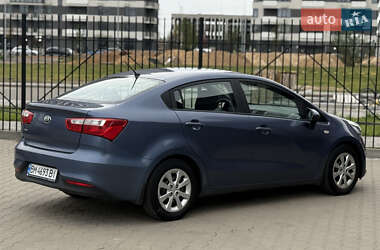 Седан Kia Rio 2017 в 