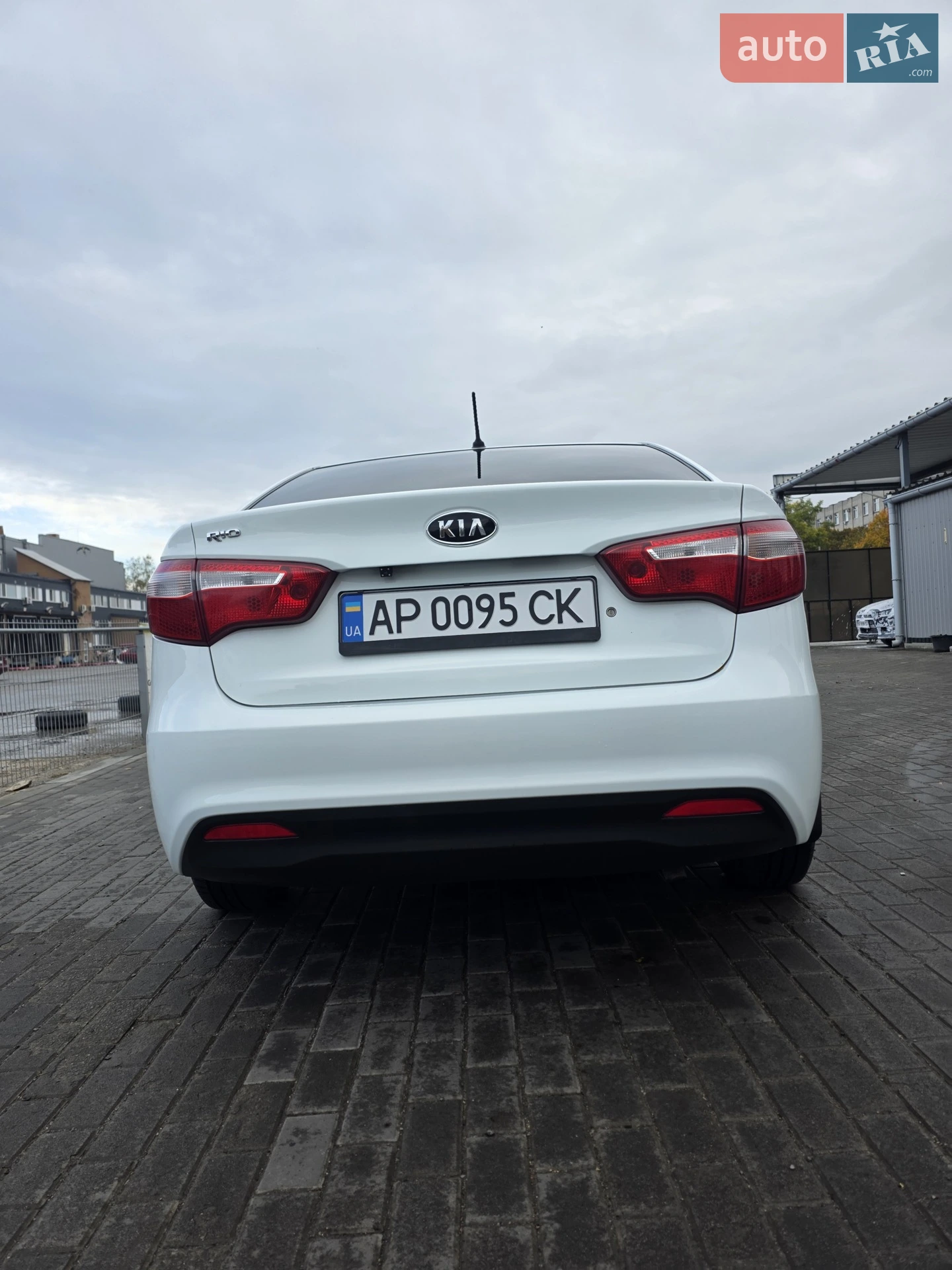 2012 Kia Rio - мініатюра 12
