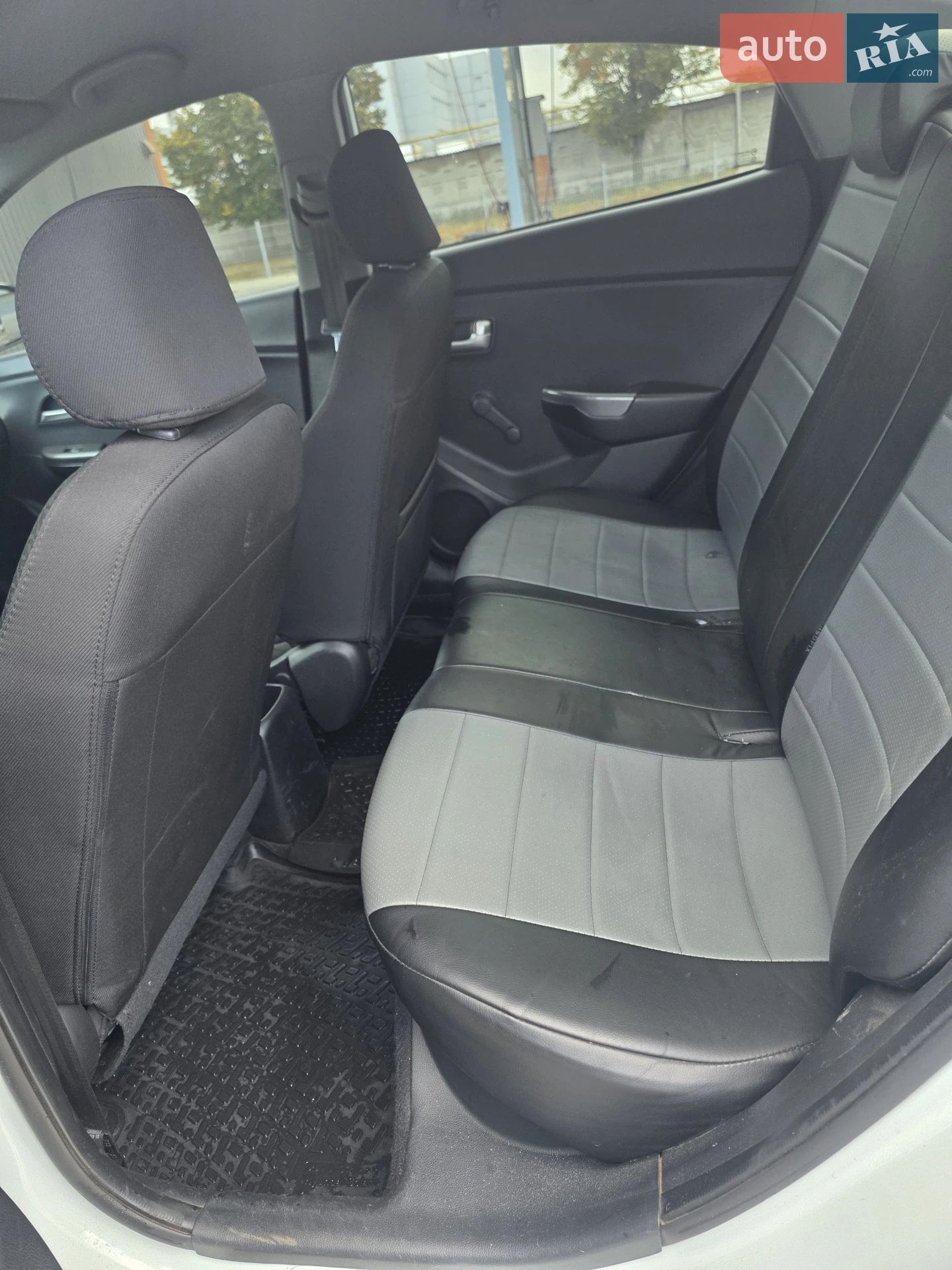 2012 Kia Rio - мініатюра 18