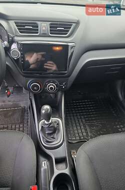Седан Kia Rio 2012 в 
