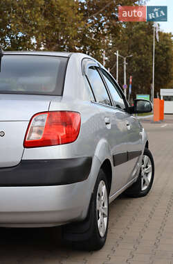 Седан Kia Rio 2006 в 