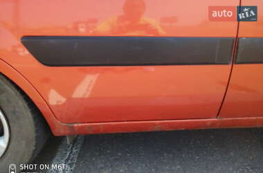 Хэтчбек Kia Rio 2007 в  фото 7 Хэтчбек Kia Rio 2007 в