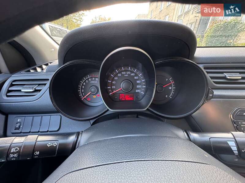 Седан Kia Rio 2012 в Киеве фото 6 Седан Kia Rio 2012 в Киеве
