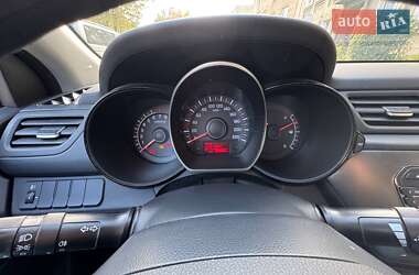 Седан Kia Rio 2012 в 