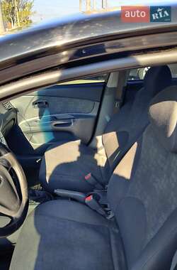 Хетчбек Kia Rio 2008 в  фото 11 Хетчбек Kia Rio 2008 в