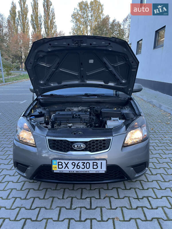Седан Kia Rio 2011 в Хмельницькому фото 31 Седан Kia Rio 2011 в Хмельницькому
