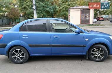 Седан Kia Rio 2008 в  фото 5 Седан Kia Rio 2008 в