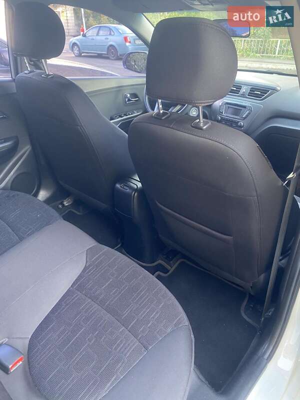 Седан Kia Rio 2012 в Киеве фото 15 Седан Kia Rio 2012 в Киеве