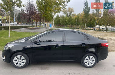 Седан Kia Rio 2012 в 