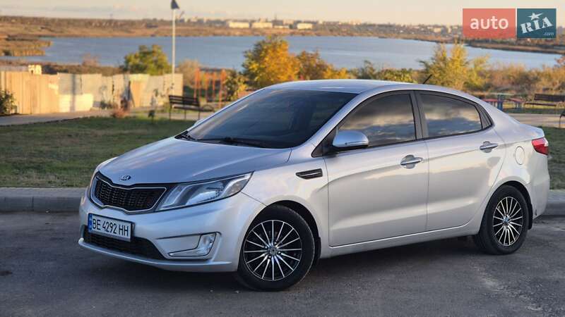 Седан Kia Rio 2013 в Миколаєві