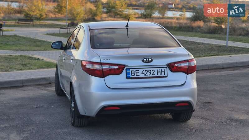 Седан Kia Rio 2013 в Миколаєві