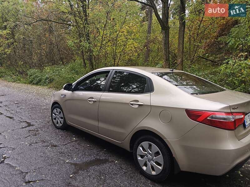 Седан Kia Rio 2012 в Киеве фото 9 Седан Kia Rio 2012 в Киеве
