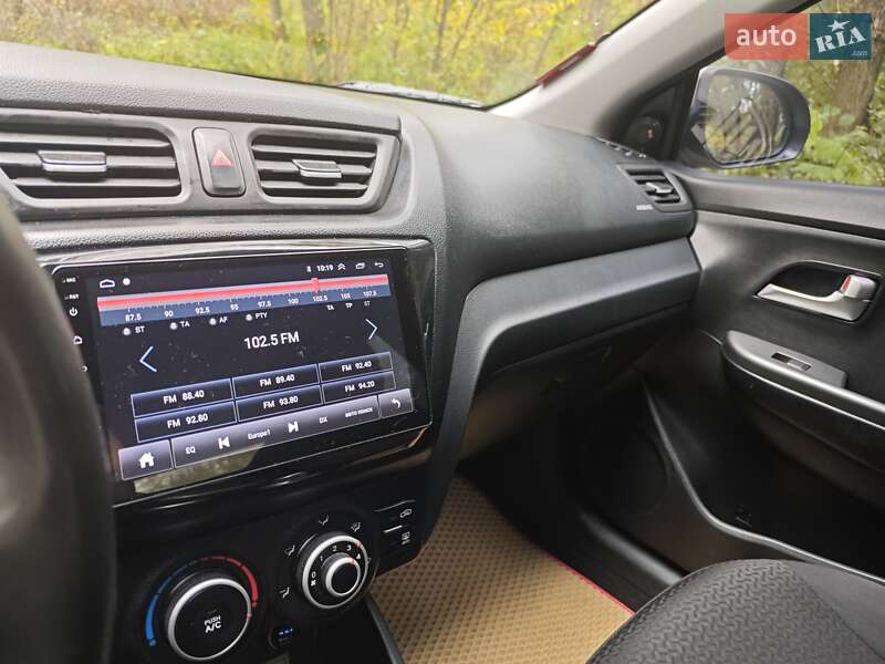 Седан Kia Rio 2012 в Киеве фото 41 Седан Kia Rio 2012 в Киеве
