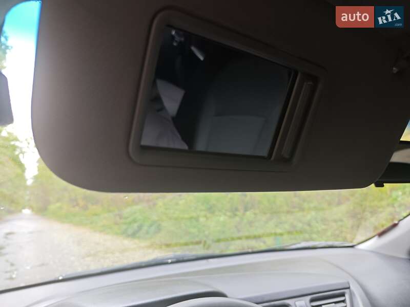 Седан Kia Rio 2012 в Киеве фото 44 Седан Kia Rio 2012 в Киеве