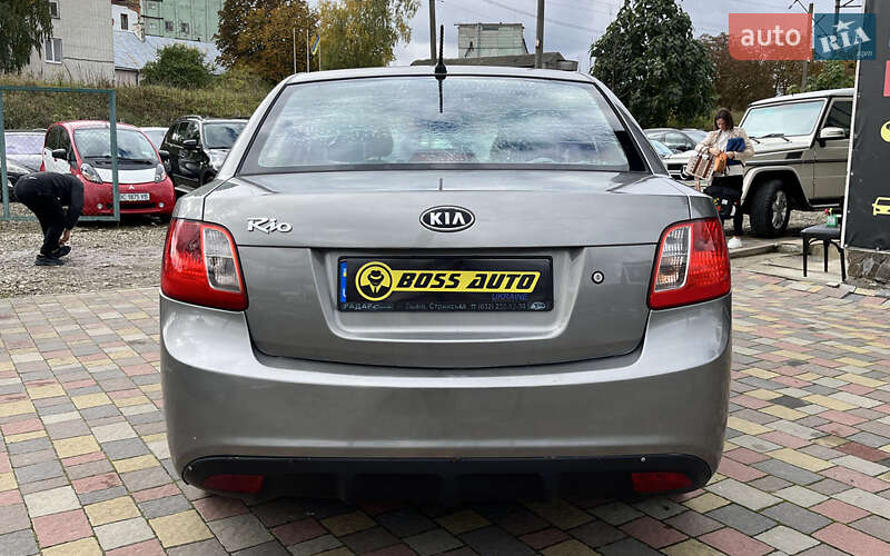 Седан Kia Rio 2010 в Стрые фото 6 Седан Kia Rio 2010 в Стрые
