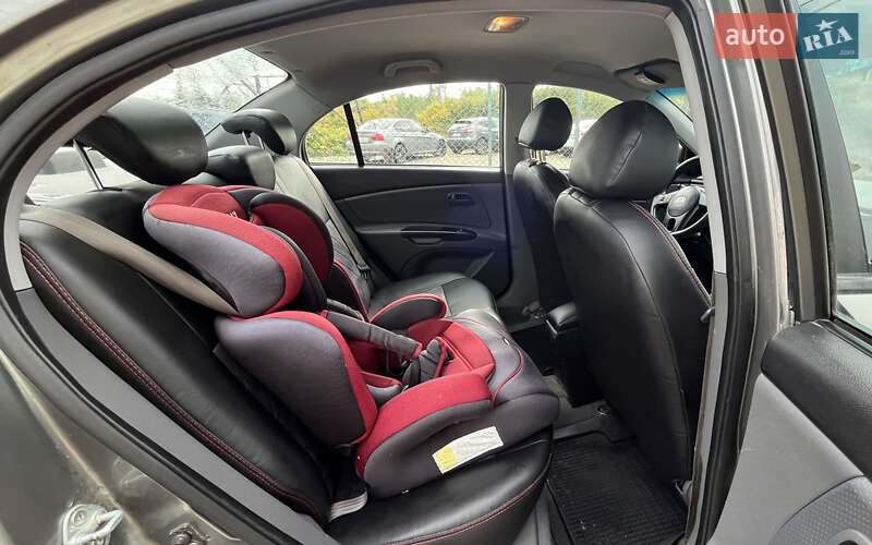 Седан Kia Rio 2010 в Стрые фото 19 Седан Kia Rio 2010 в Стрые