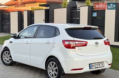 Хэтчбек Kia Rio 2013 в Одессе Хэтчбек Kia Rio 2013 в Одессе