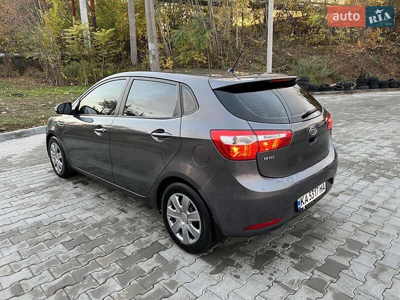 Хетчбек Kia Rio 2012 в Кременчуці