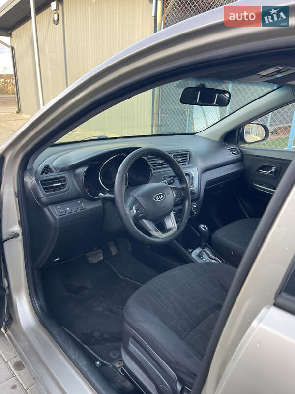 Хэтчбек Kia Rio 2012 в Львове фото 12 Хэтчбек Kia Rio 2012 в Львове