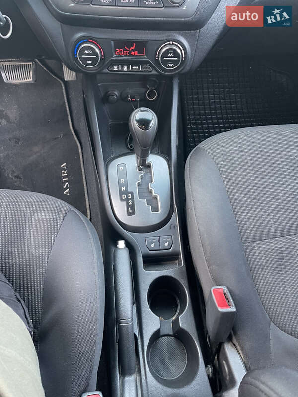 Хэтчбек Kia Rio 2012 в Львове фото 13 Хэтчбек Kia Rio 2012 в Львове