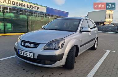 Хетчбек Kia Rio 2008 в Сумах