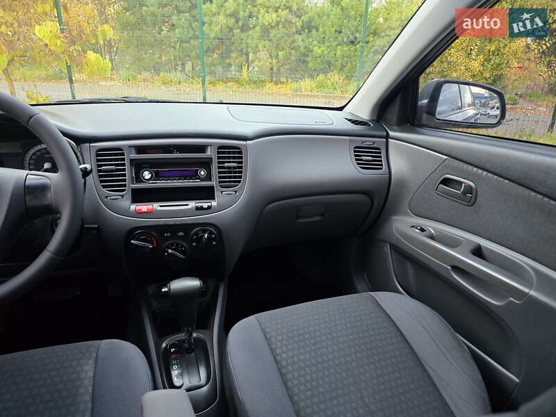 Седан Kia Rio 2006 в Хмельницькому