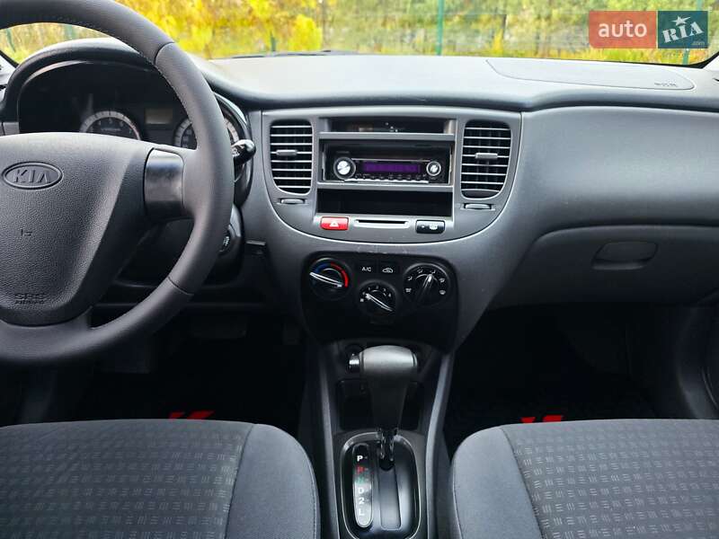 Седан Kia Rio 2006 в Хмельницькому