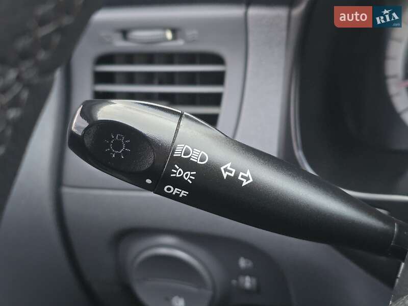 Седан Kia Rio 2006 в Хмельницькому