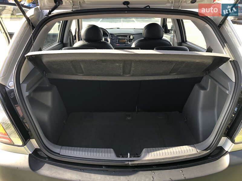 Хэтчбек Kia Rio 2009 в Хмельницком фото 13 Хэтчбек Kia Rio 2009 в Хмельницком