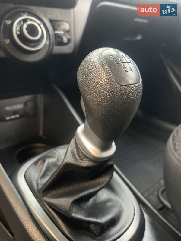 Седан Kia Rio 2014 в Киеве фото 18 Седан Kia Rio 2014 в Киеве