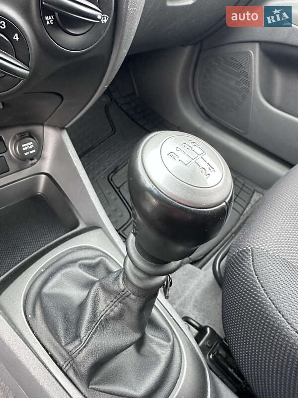 Хэтчбек Kia Rio 2007 в Киеве фото 44 Хэтчбек Kia Rio 2007 в Киеве