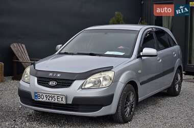 Хетчбек Kia Rio 2007 в Тернополі
