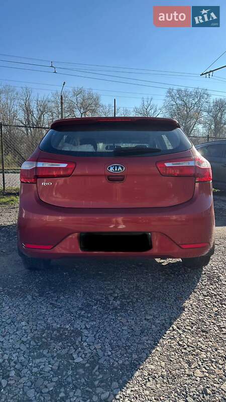 Хэтчбек Kia Rio 2012 в Полтаве