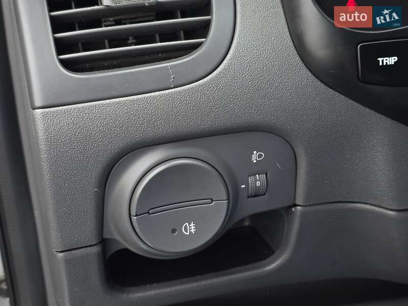 Хэтчбек Kia Rio 2007 в Тернополе фото 32 Хэтчбек Kia Rio 2007 в Тернополе