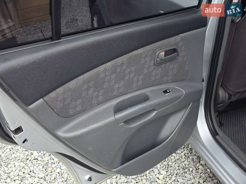Хэтчбек Kia Rio 2007 в Тернополе фото 24 Хэтчбек Kia Rio 2007 в Тернополе