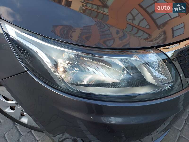 Седан Kia Rio 2013 в Дніпрі фото 31 Седан Kia Rio 2013 в Дніпрі