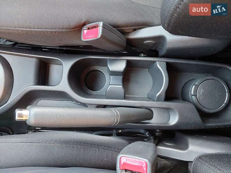 Седан Kia Rio 2013 в Дніпрі фото 38 Седан Kia Rio 2013 в Дніпрі