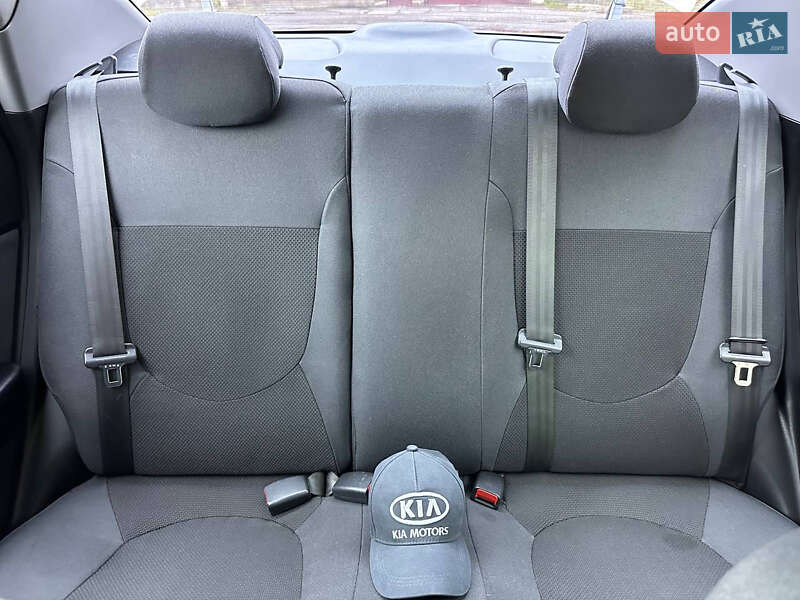 Седан Kia Rio 2012 в Ивано-Франковске фото 16 Седан Kia Rio 2012 в Ивано-Франковске