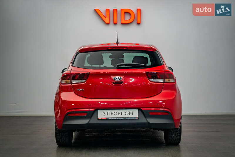 Хетчбек Kia Rio 2017 в Києві фото 6 Хетчбек Kia Rio 2017 в Києві