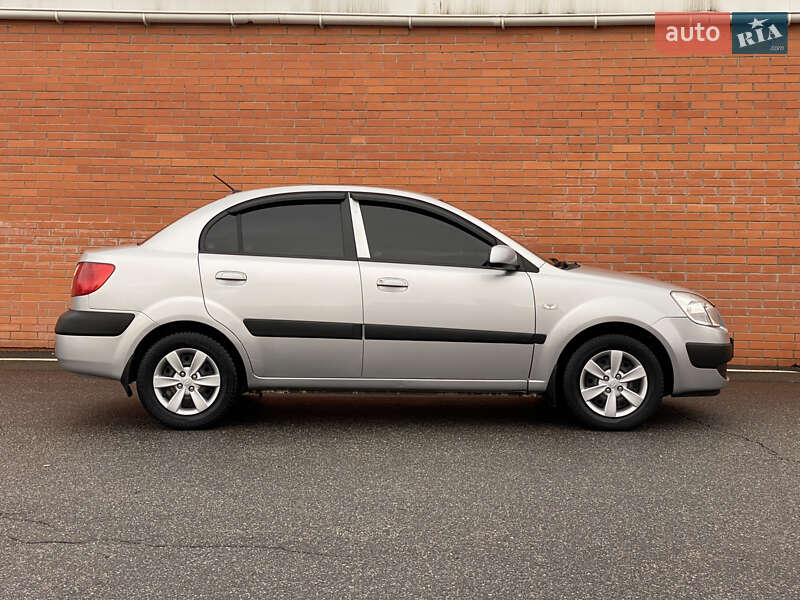 Седан Kia Rio 2008 в Киеве фото 18 Седан Kia Rio 2008 в Киеве