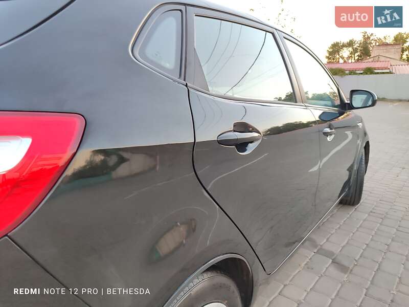 Хэтчбек Kia Rio 2012 в Кременчуге фото 23 Хэтчбек Kia Rio 2012 в Кременчуге