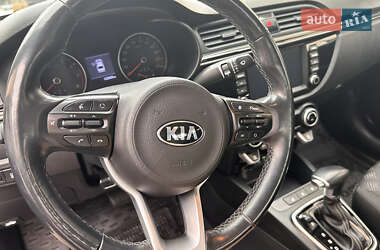 Седан Kia Rio 2018 в Києві