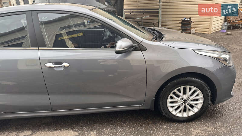 Седан Kia Rio 2018 в Киеве фото 2 Седан Kia Rio 2018 в Киеве