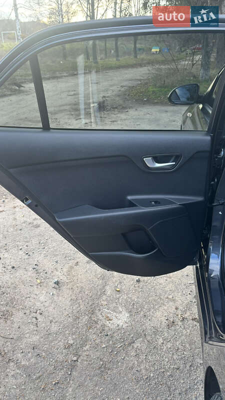 Хэтчбек Kia Rio 2020 в Светловодске фото 11 Хэтчбек Kia Rio 2020 в Светловодске