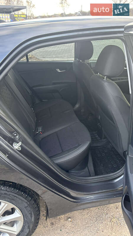 Хэтчбек Kia Rio 2020 в Светловодске фото 15 Хэтчбек Kia Rio 2020 в Светловодске