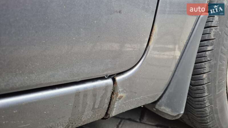 Седан Kia Rio 2012 в Львове