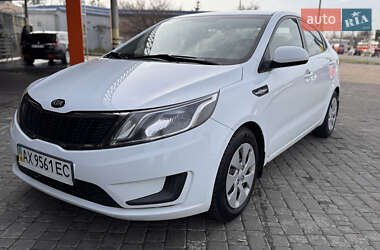 Седан Kia Rio 2013 в Харькове