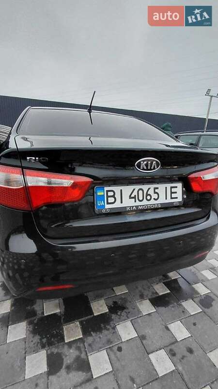 Седан Kia Rio 2012 в Полтаве