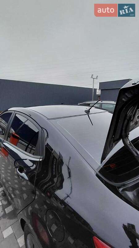 Седан Kia Rio 2012 в Полтаве