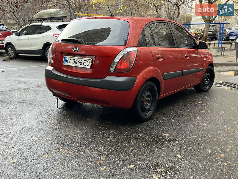 Хетчбек Kia Rio 2008 в Києві